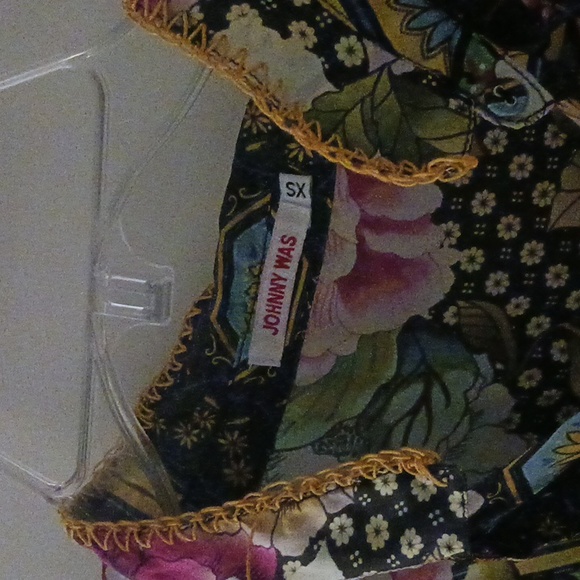 Bargain! Stunning Oversized Silk Floral Tunic "XS" fits S & Medium both. - Picture 8 of 8